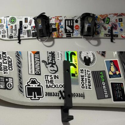 snowboard hook-stand